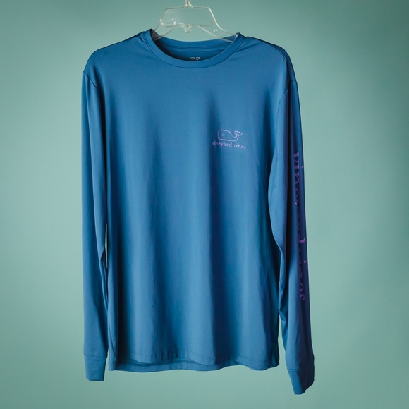 Vineyard Vines Other - Vineyard Vines S Blue Performance Shirt